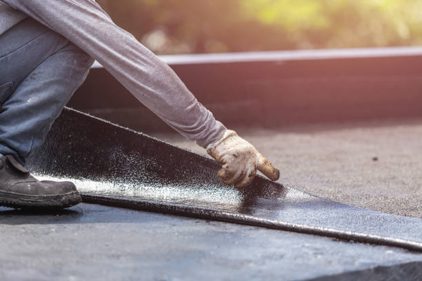 Professional Crawl Space Encapsulation technician working in Dellwood, MN
